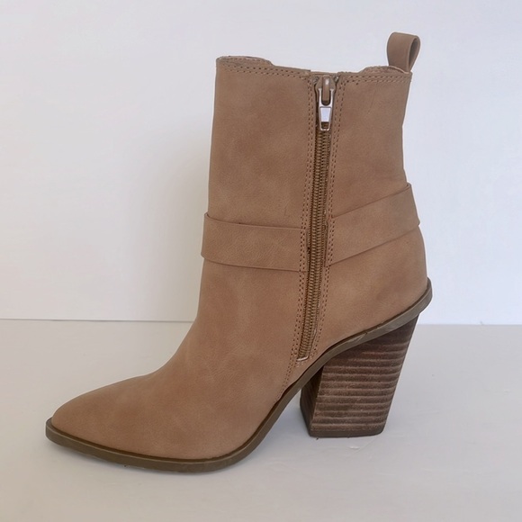 DV Dolce Vita Women’s Nilano Light Brown Western Inspired Ankle Boots Size 5 New - Picture 2 of 8
